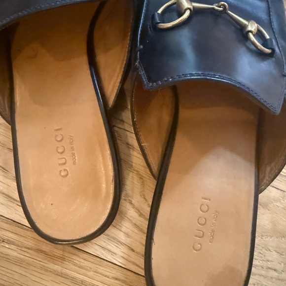 Gucci Black Leather Slip-On Loafers with Gold Accents - Picture 2 of 7